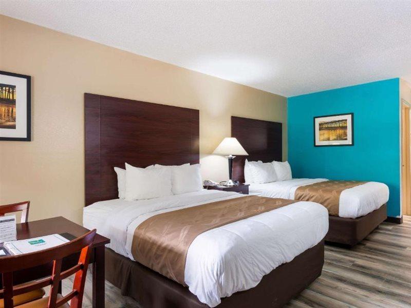 Quality & Hotel 2*