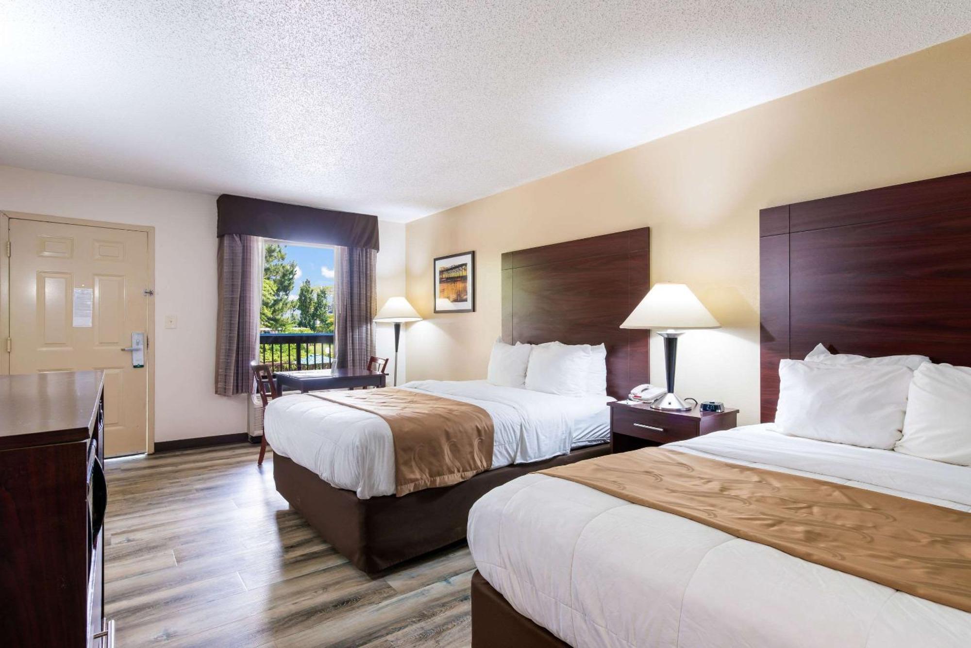 Quality & Hotel