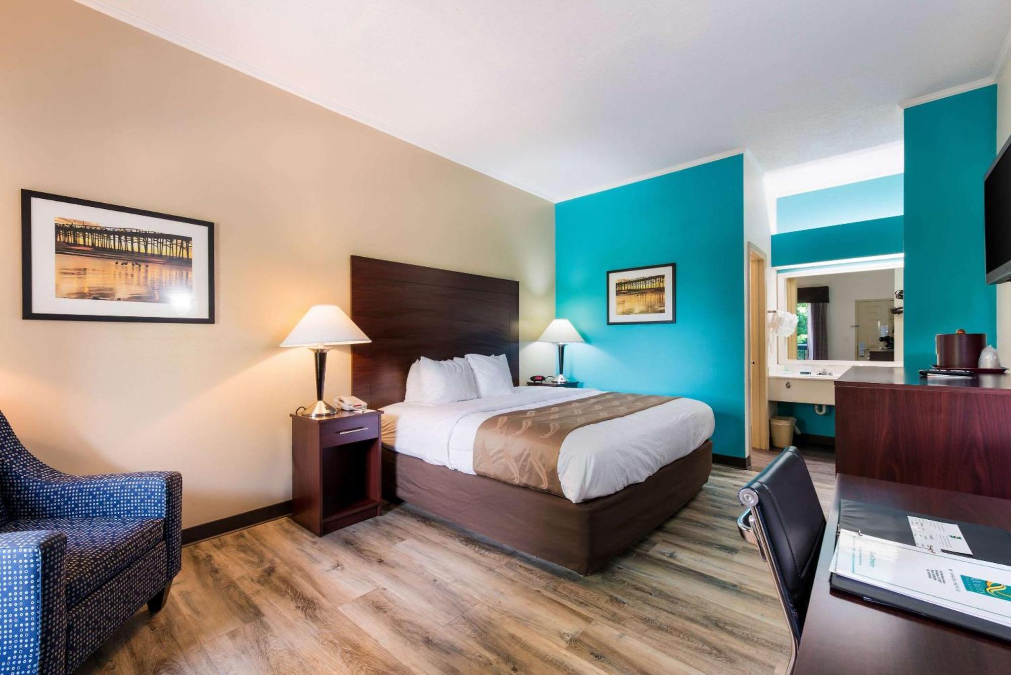 Hotel Quality & Rockingham